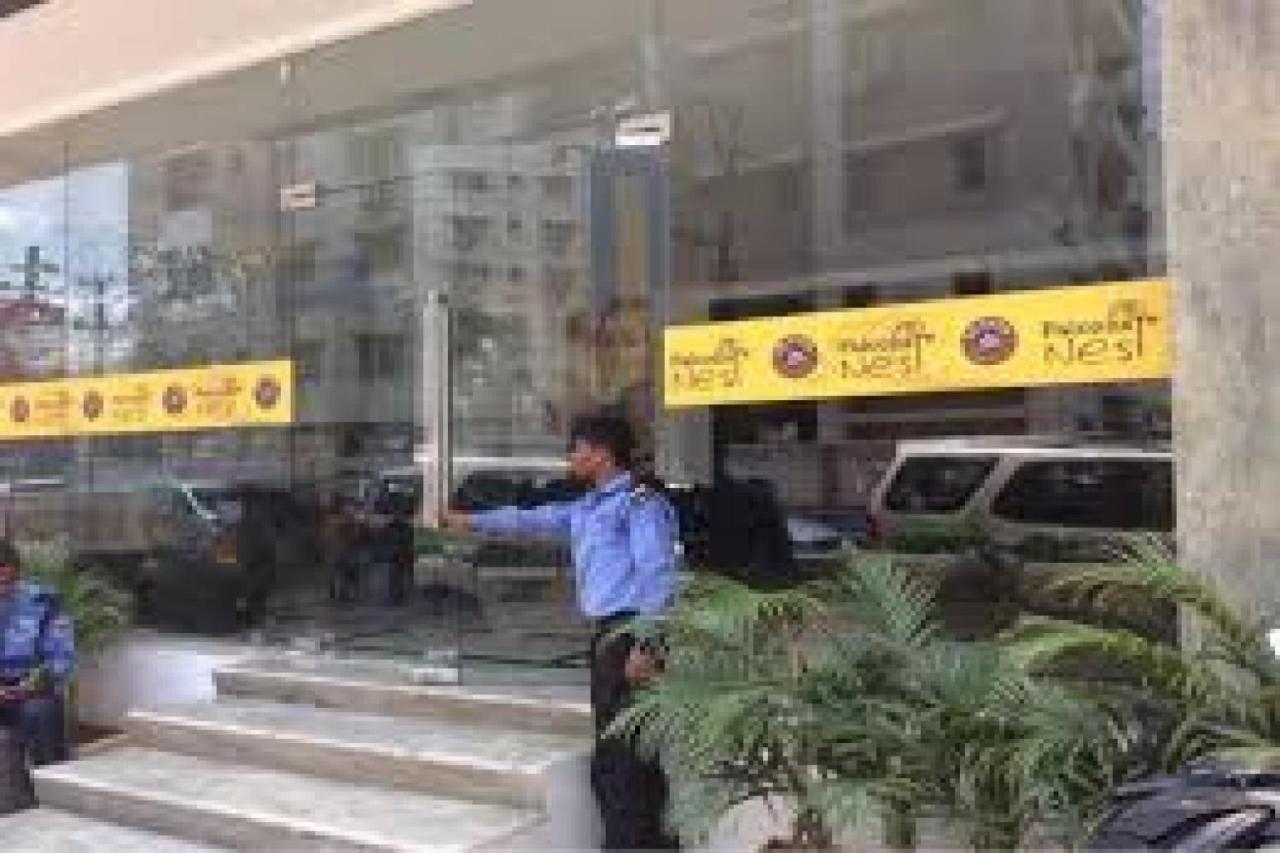 La Riviera Suites Madhapur ไฮเดอราบัด ภายนอก รูปภาพ